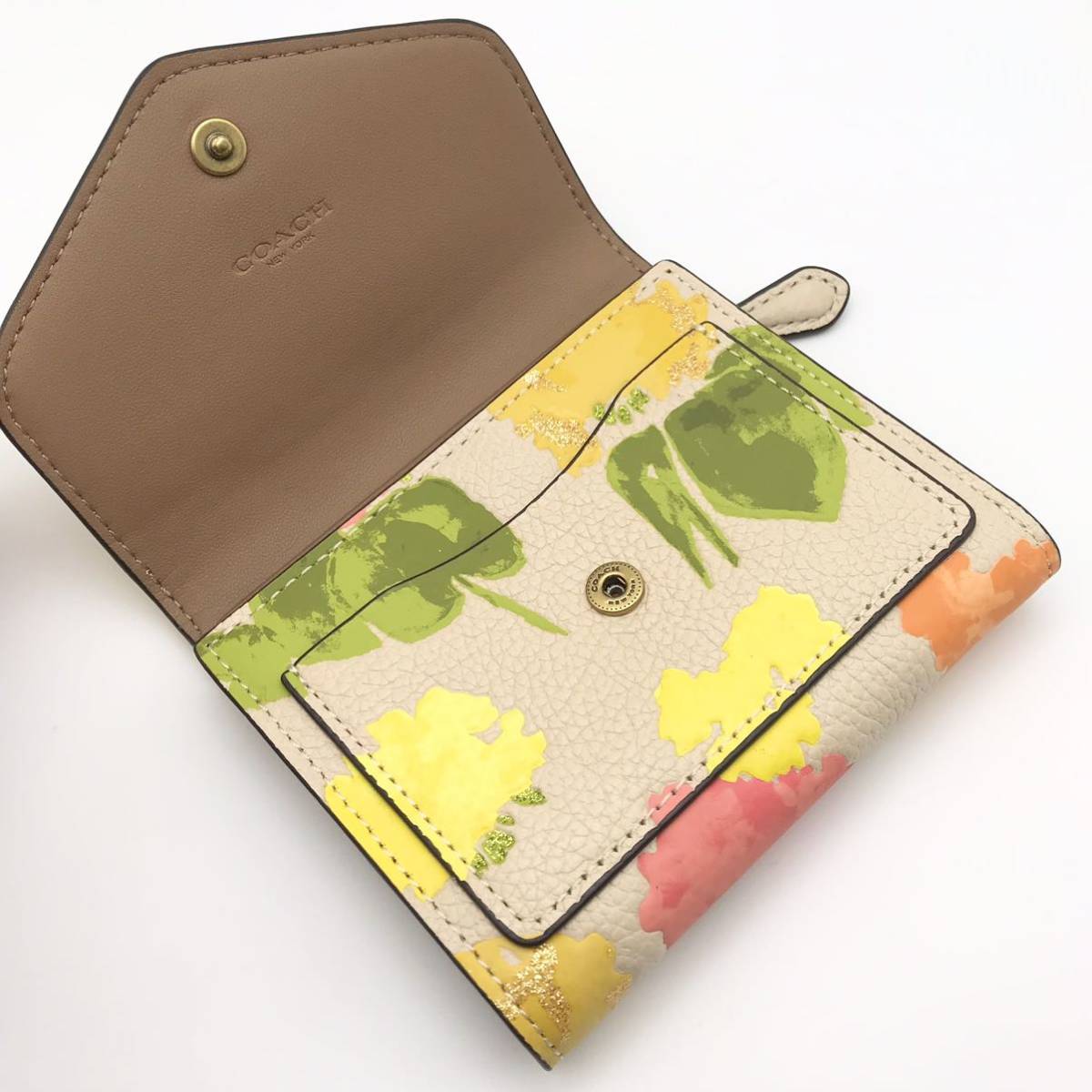 COACH 財布 ★大人気★ ウィン スモール ウォレット フローラル プリント 花柄 CC500 B4L38 新品