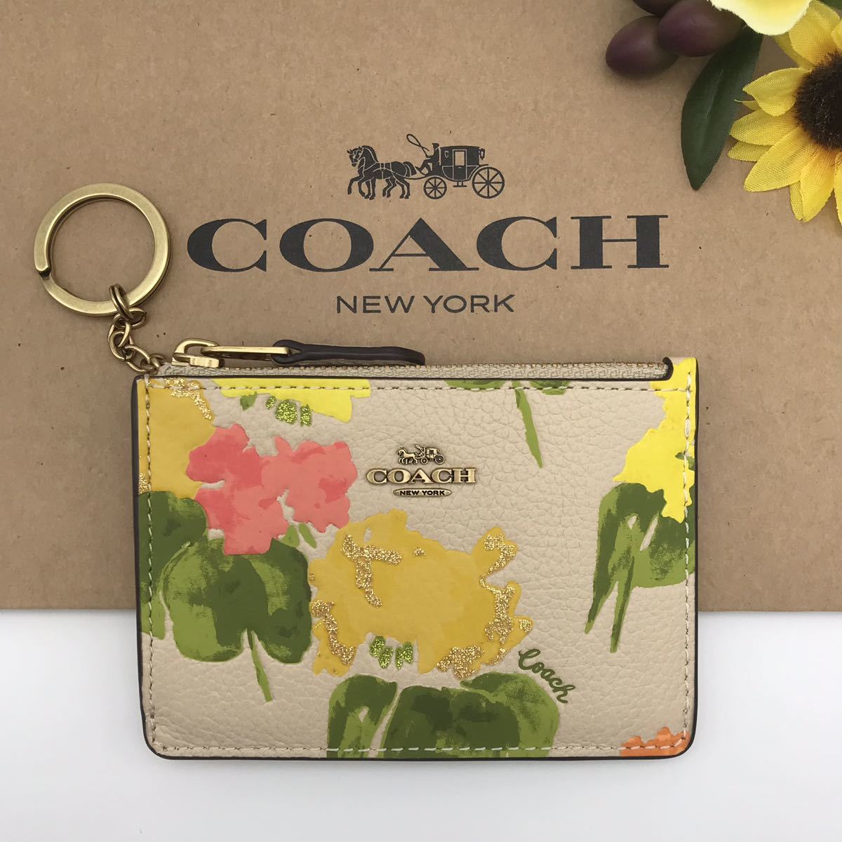 お買い得！】 IDケース ミニスキニー ☆大人気☆ COACH フローラル