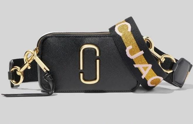 ☆新品未使用☆ MARC JACOBS マークジェイコブス スナップショット