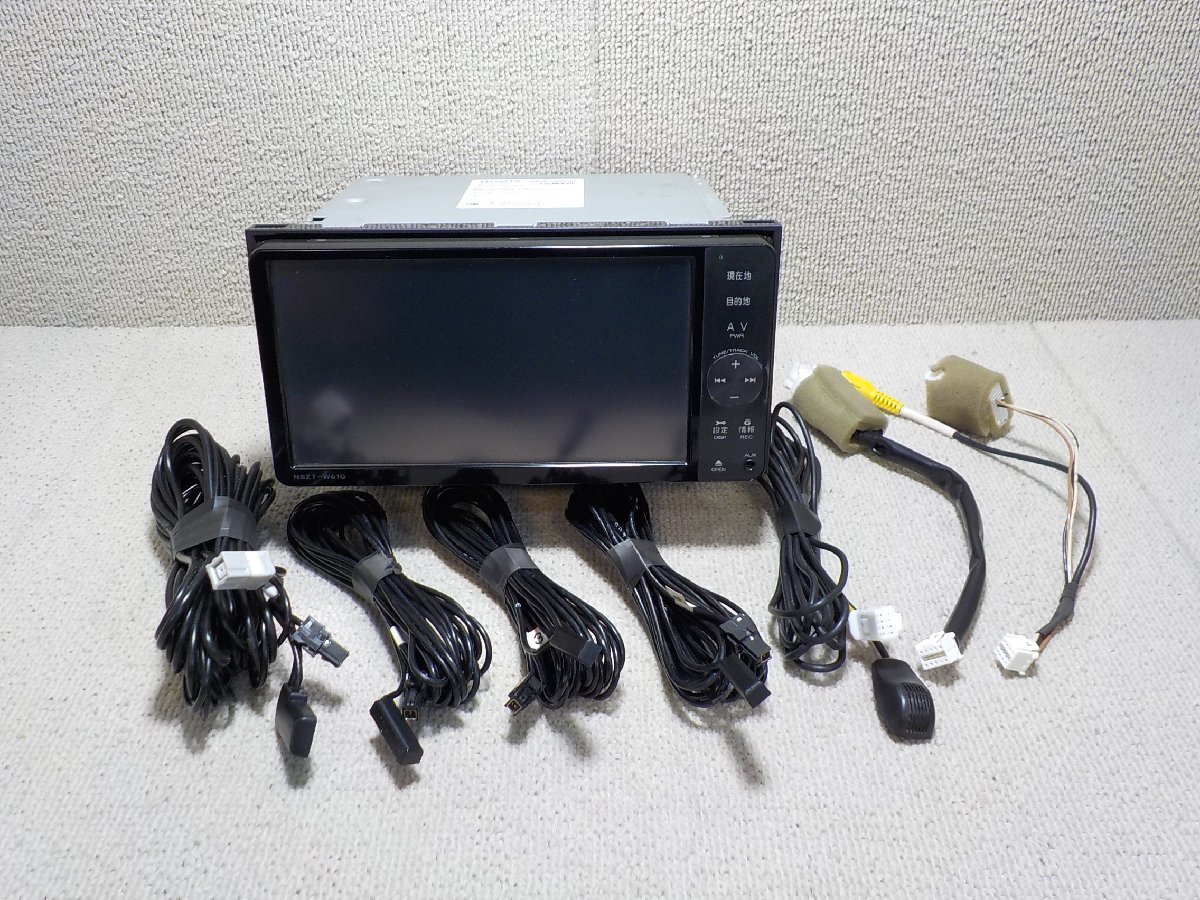 トヨタ純正 SDナビ NSZT-W61G CD/DVD/SD/USB/Bluetooth/フルセグ 地図