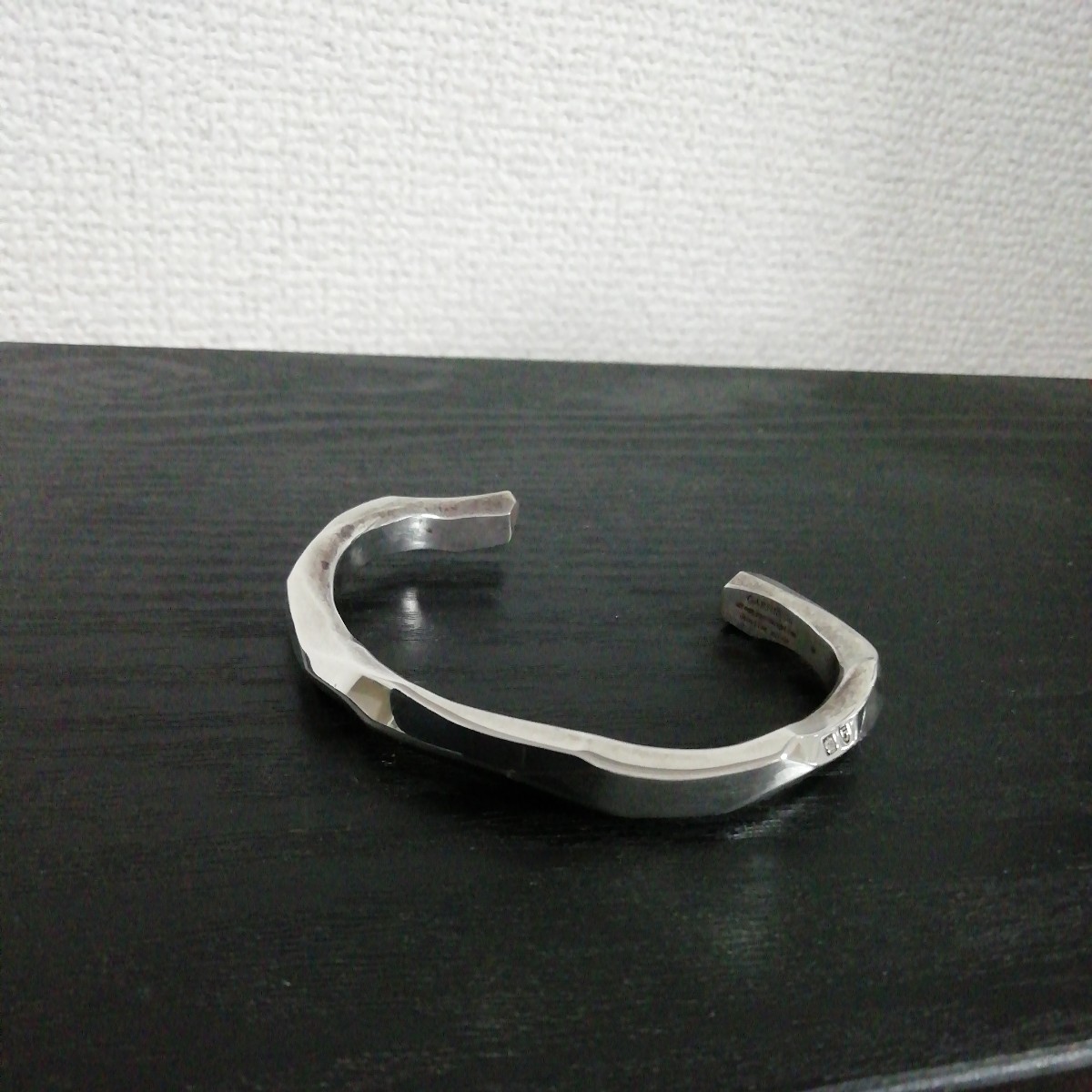 新品 GARNI ガルニ Crockery Bangle クロッケリー バングル ブレスレット シルバー シルバー 新品 GARNI ガルニ Crockery Bangle クロッケリー バングル ブレスレット シルバー シルバー