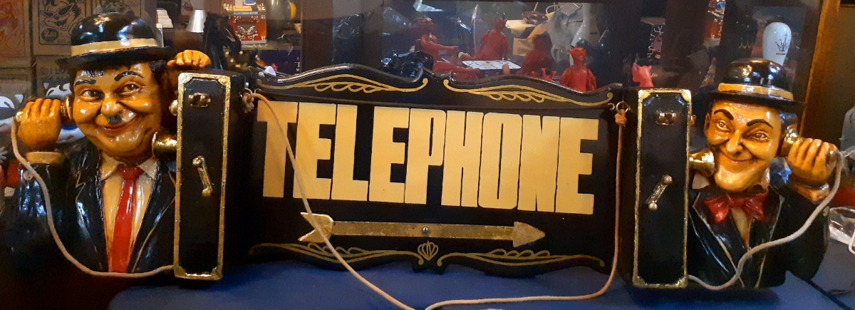 アメリカン雑貨カフェバーミッドセンチュリースタイルビンテージ木製TELEPHONEブルースブラザーズ立体サインボード壁掛け看板