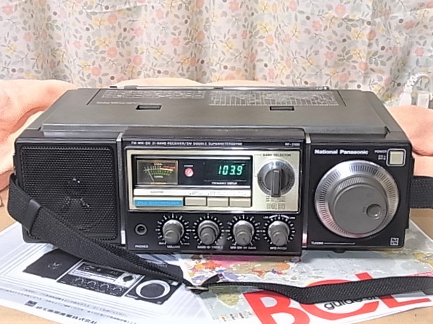 National Panasonic 【RF-3100(B)】DR31 時代を超えた「男の『超』一流品」なのである FMは76～108MHzまで受信可能です 管理23082802