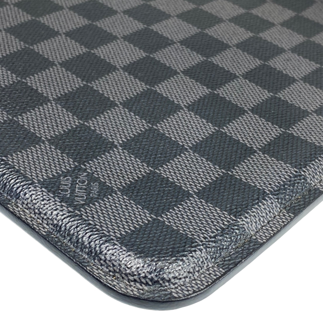 LOUIS VUITTON ルイヴィトン N63105 小物 iPad2 ハードケース タブレットケース ダミエグラフィットキャンバス ブラック グレー_画像3