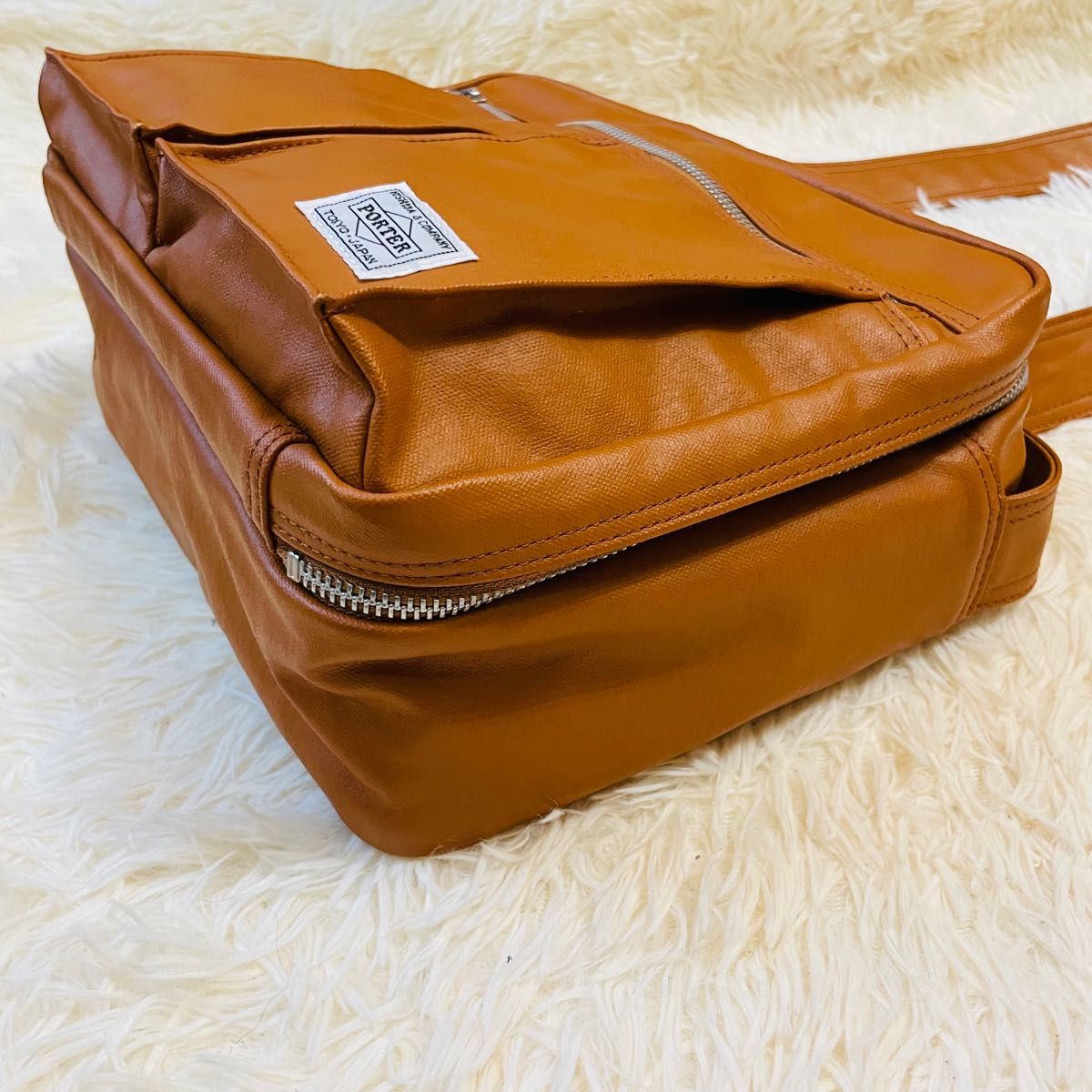 未使用級*美品 PORTER ポーター ショルダーバッグ 肩掛け 大容量 キャメル カジュアル ブラウン 旅行 横下げ 吉田カバン