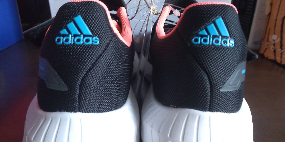  новый товар не использовался *adidas Adidas спортивные туфли чёрный цвет 22.5cm*