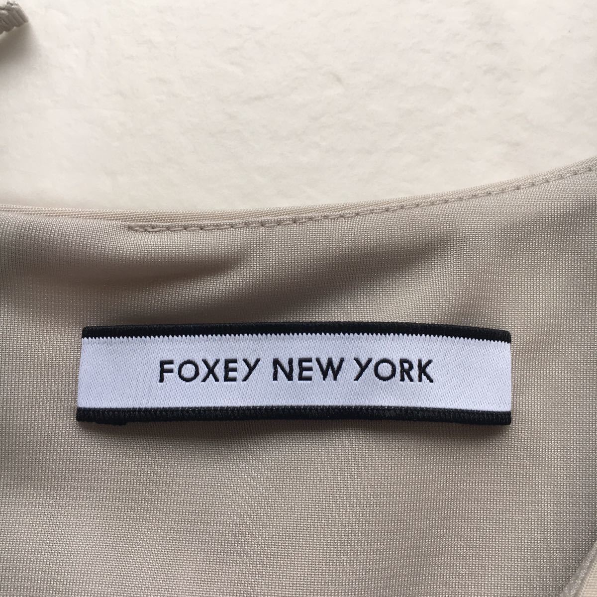 美品 新タグ FOXEY フォクシー マットストレッチ ドレス ワンピース