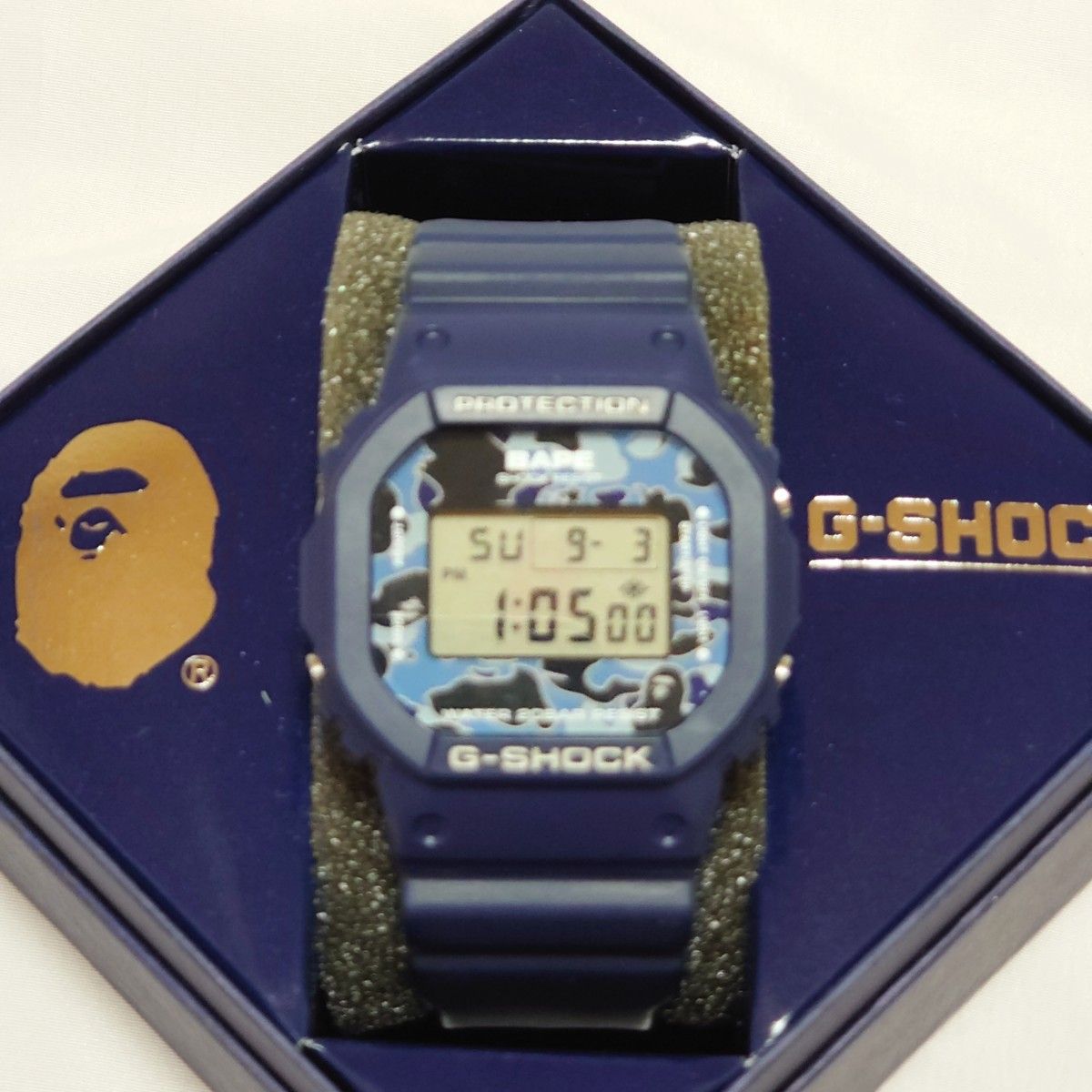 A BATHING APE×CASIO Gショック DW-5600VT 青迷彩モデル 限定