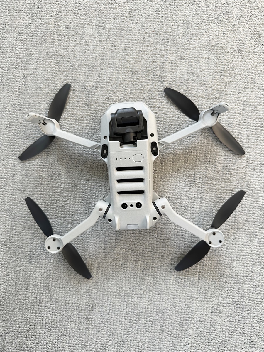 DJI mini2 Fly more combo フライモアコンボ　カメラドローン　_画像3