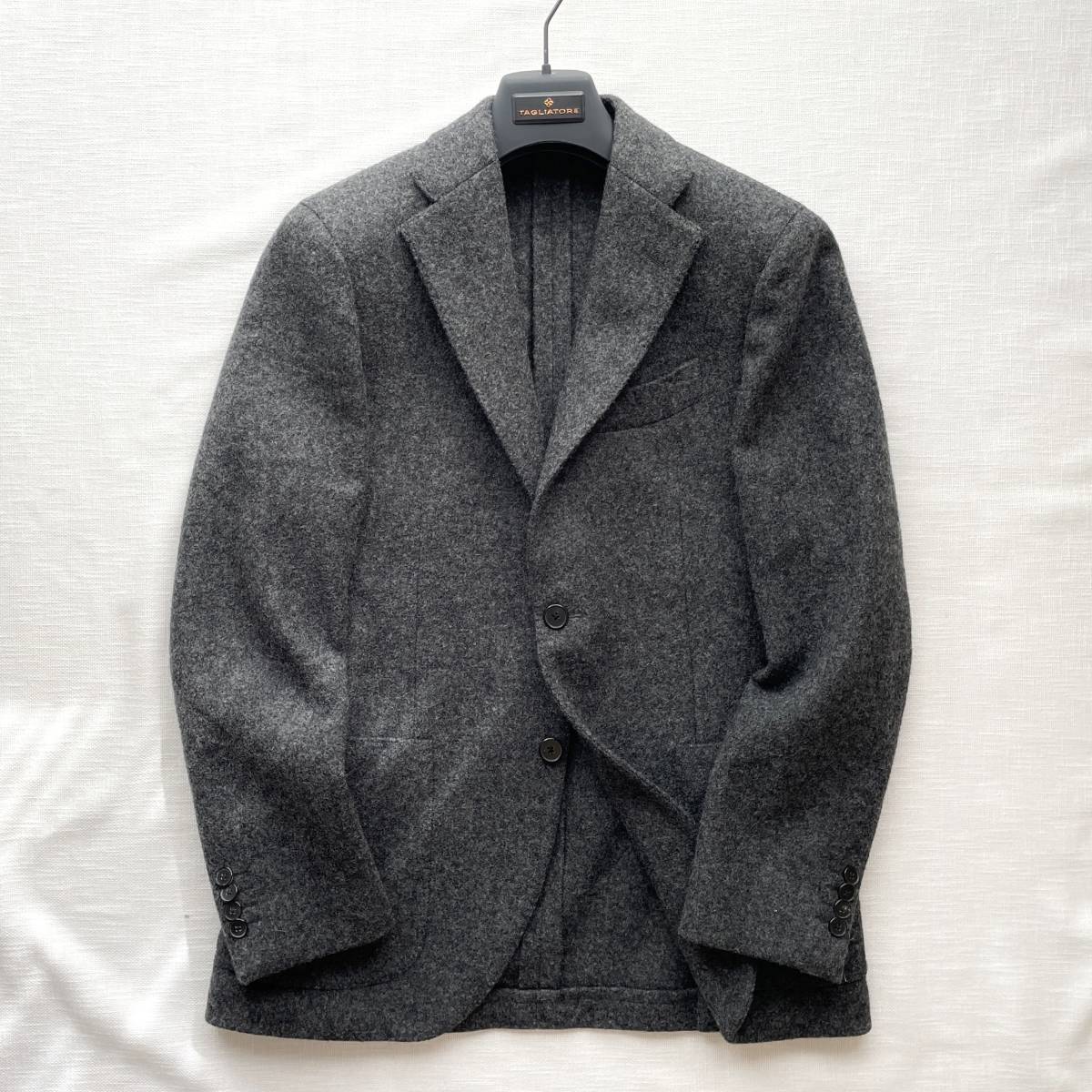 美品 LARDINI ラルディーニ 44 テーラードジャケット ネイビー系 美品 LARDINI ラルディーニ 44 テーラードジャケット ネイビー系
