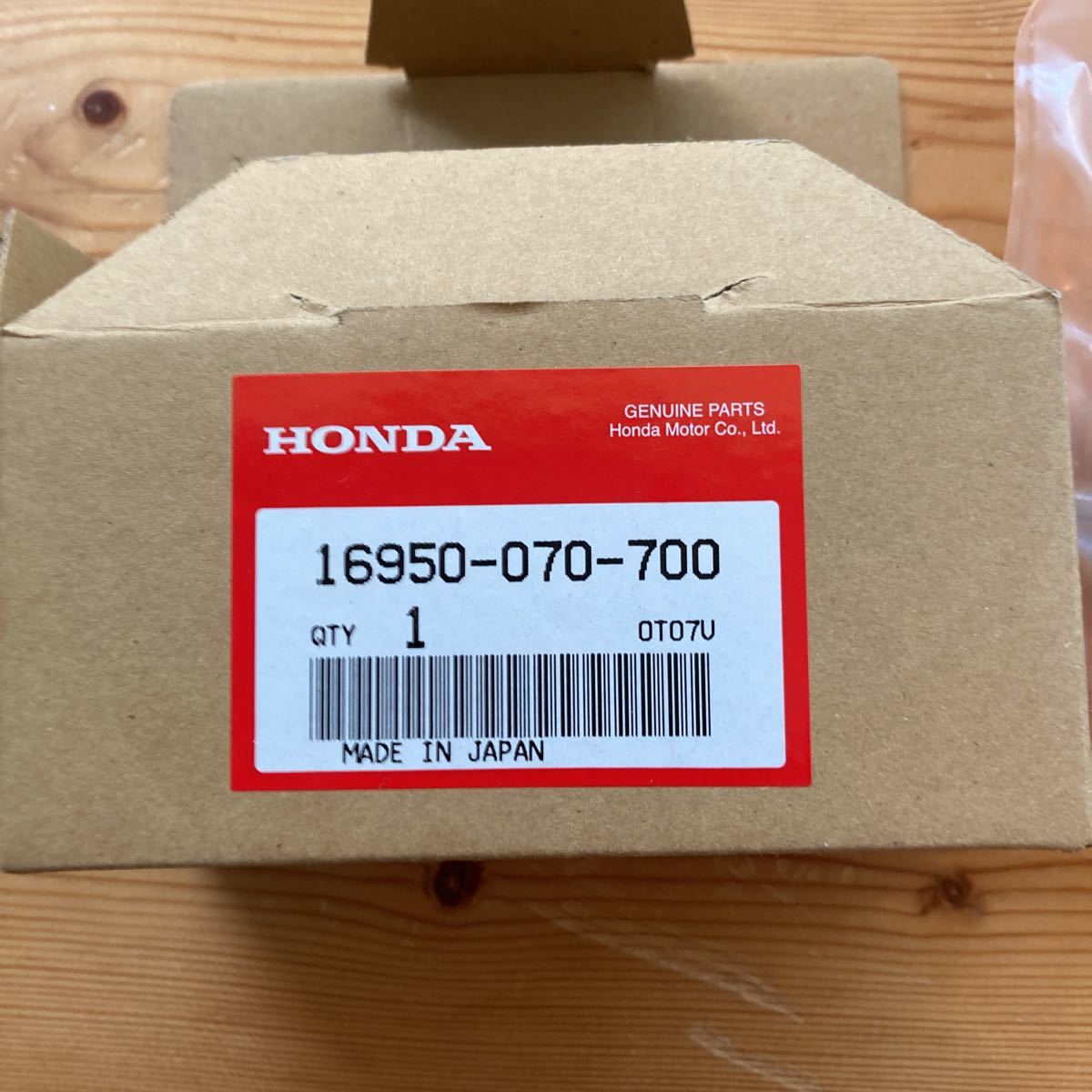 値下げ honda CS90 ガソリンコック 純正部品 新品_画像3