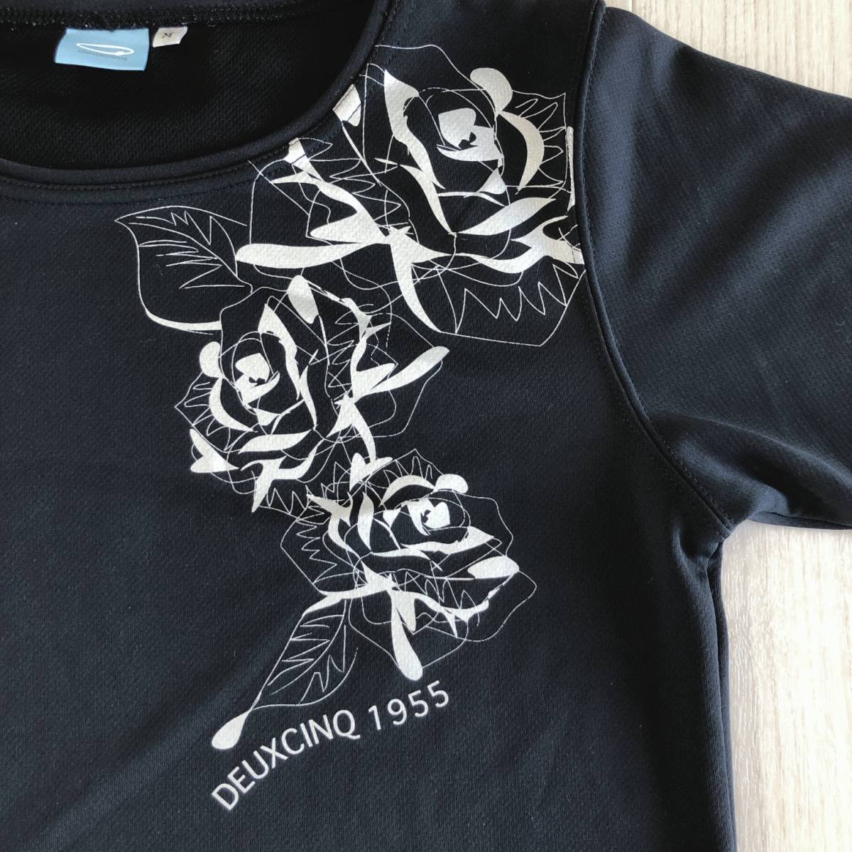 AS1066美品deuxcingレディース トップス Tシャツ 半袖 薄手 Mサイズ ブラック 黒 薔薇 涼しげ カジュアル シンプル かわいい 春夏 おしゃれ_画像7