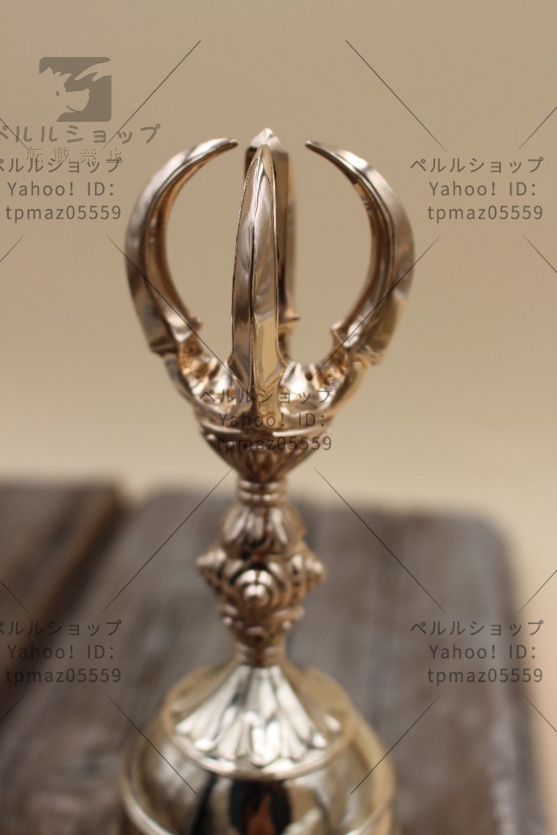 密教法具 寺院用仏具」飛行五鈷鈴 響銅製磨き仕上げ 高さ19cm 密教法具 寺院用仏具」飛行五鈷鈴 響銅製磨き仕上げ 高さ19cm