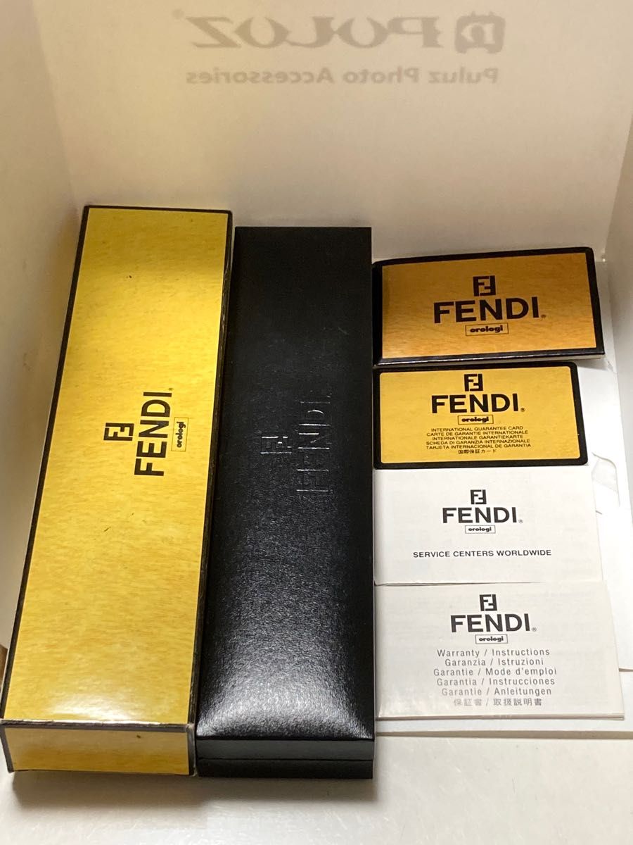 【付属品有】 FENDI フェンディ　電池新品　シェル文字盤　レディース腕時計