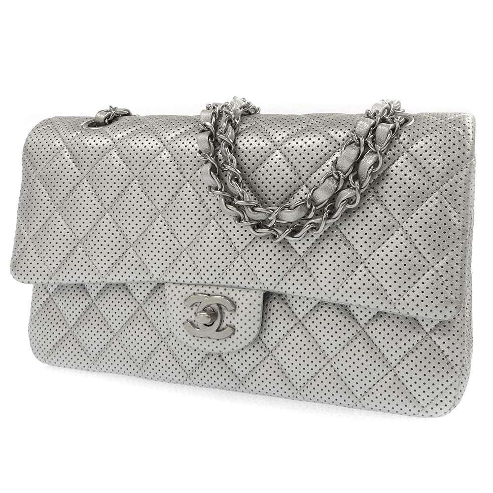 chanel a01112