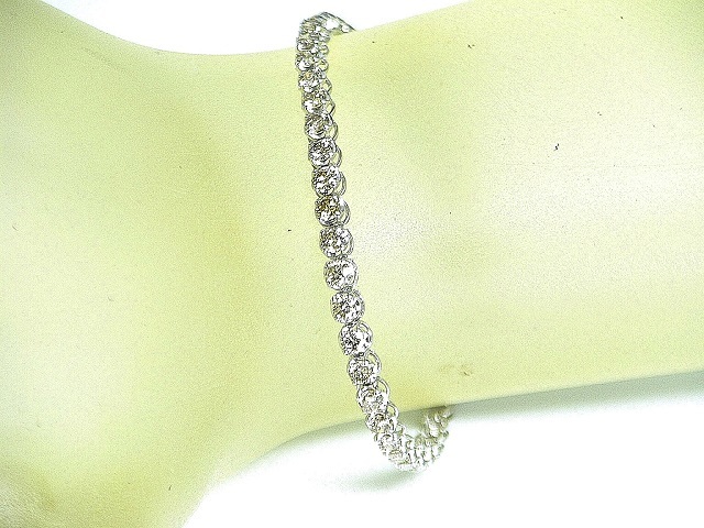 [ gem shop head office ] total 3.00ct good quality natural diamond K18WG tennis bracele 