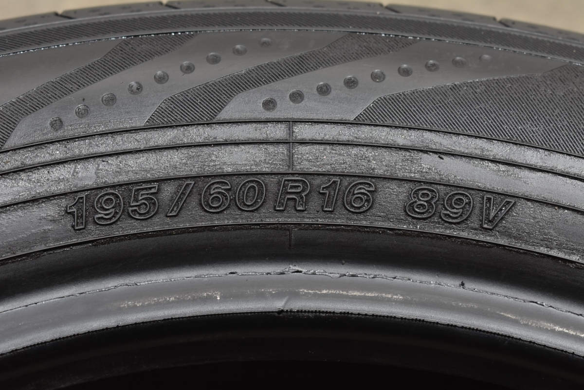 【2021年製 バリ溝ミニバン用】ヨコハマ ブルーアース RV03 195/60R16 4本 ノア ヴォクシー ステップワゴン セレナ ラフェスタ プレマシー_画像5