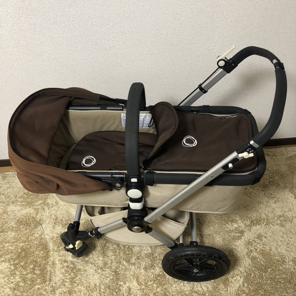 希少カラー】bugaboo カメレオン 多機能ベビーカー 日本割引品 37800円