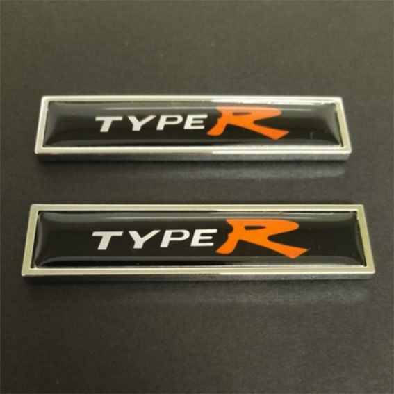 Type R （タイプR ）金属製３Dエンブレム　小さめ　２枚セット_画像1