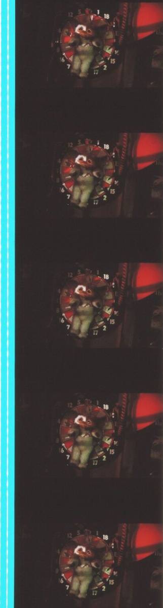 グレムリン 35mm映画フィルム ザックギャリガン ビリーペルツァーフィービーケイツ ケイトベリンジャー ジョーダンテ ●GREMLINS 連続5コマ_画像2