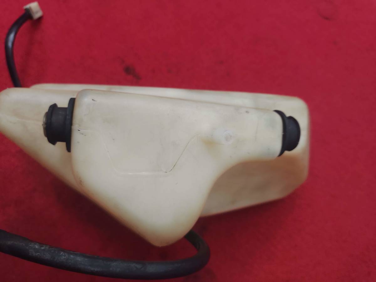 RZ250/RZ350 当時物美品純正オイルタンクフルセット 廃番 オイル RZ250/RZ350 当時物美品純正オイルタンクフルセット 廃番 オイル
