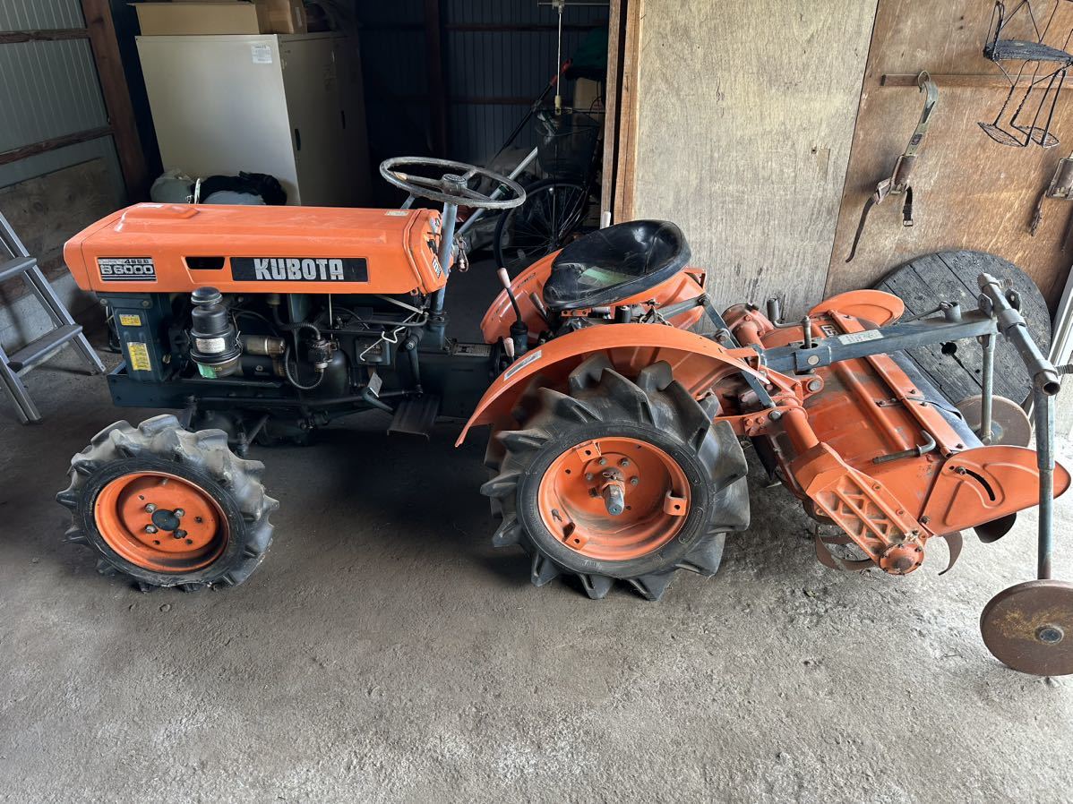 Yahoo!オークション - クボタ 4WD トラクター B6000 ロータリー Yahoo!オークション - クボタ 4WD トラクター B6000 ロータリー