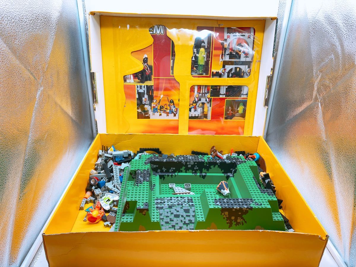 LEGO SYSTEM レゴ システム 6090 ロイヤルキング城 お城 馬 王様 ブロック ブラックドラゴン城 城_画像1