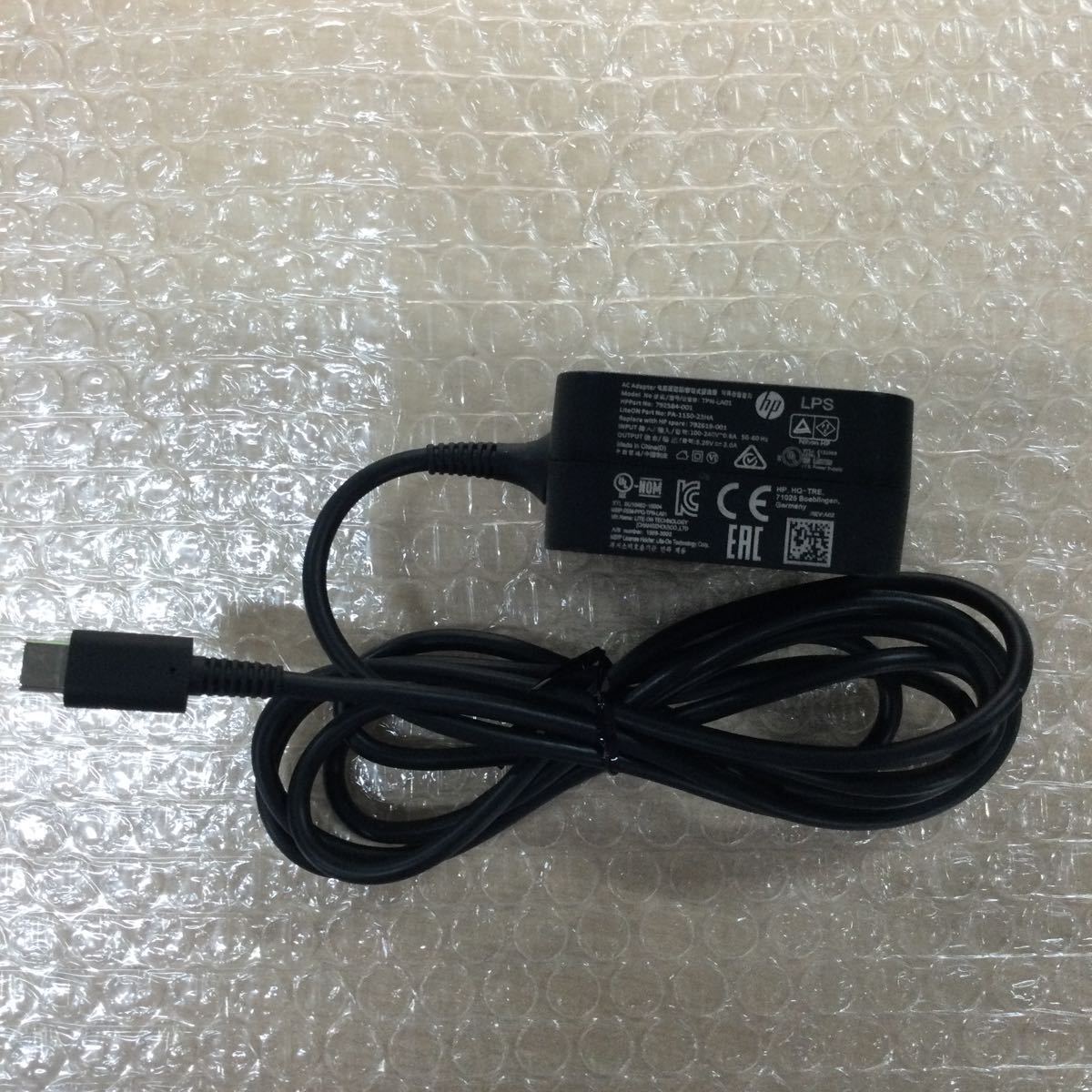 *E0074)hp AC adapter TPN-LA01 5.25V 3.0A Type-C