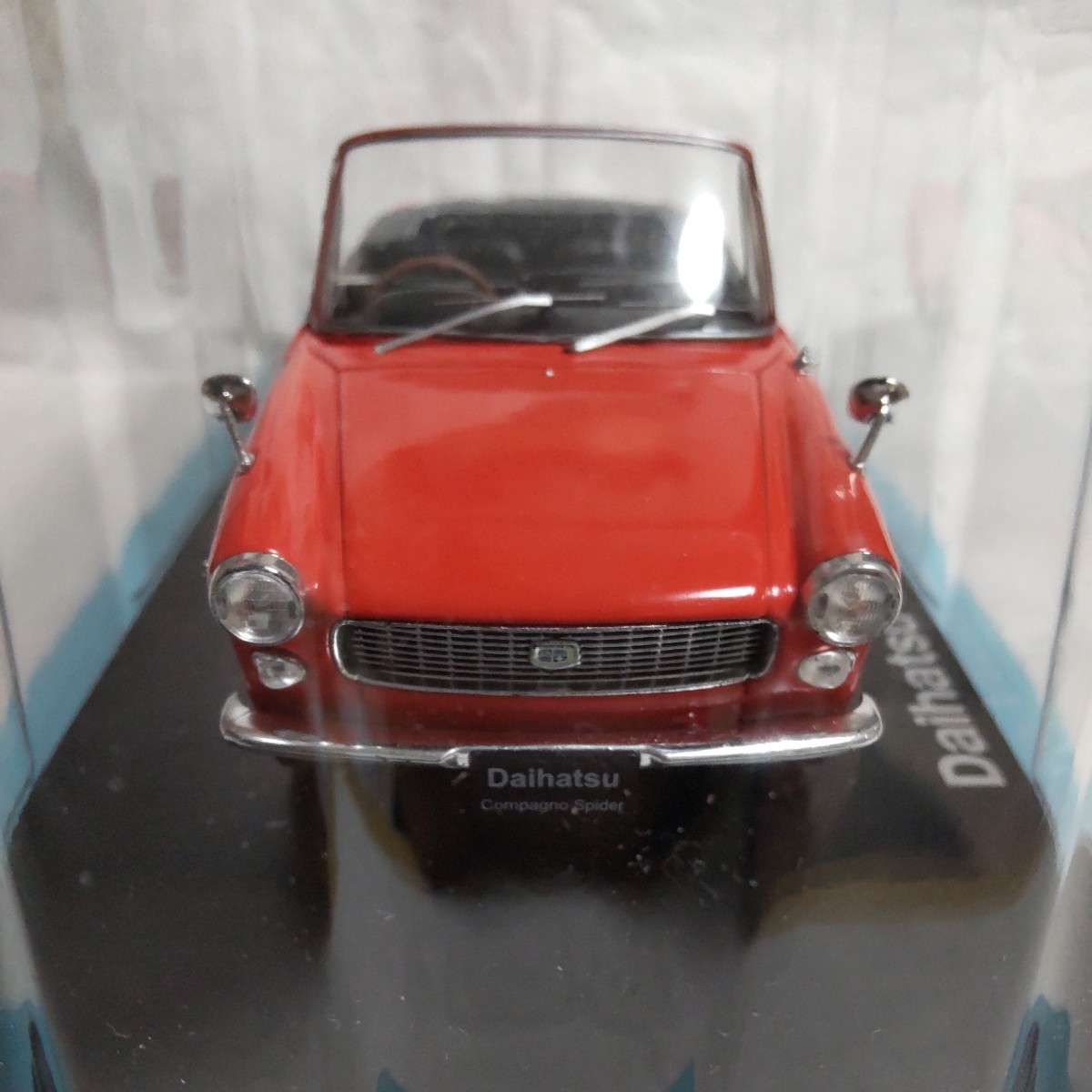 2台セット 国産名車コレクション1/24 日産ダットサンブルーバード1600SSS 1969 ダイハツコンパーノスパイダー1965 旧車 模型 ミニカー_画像2