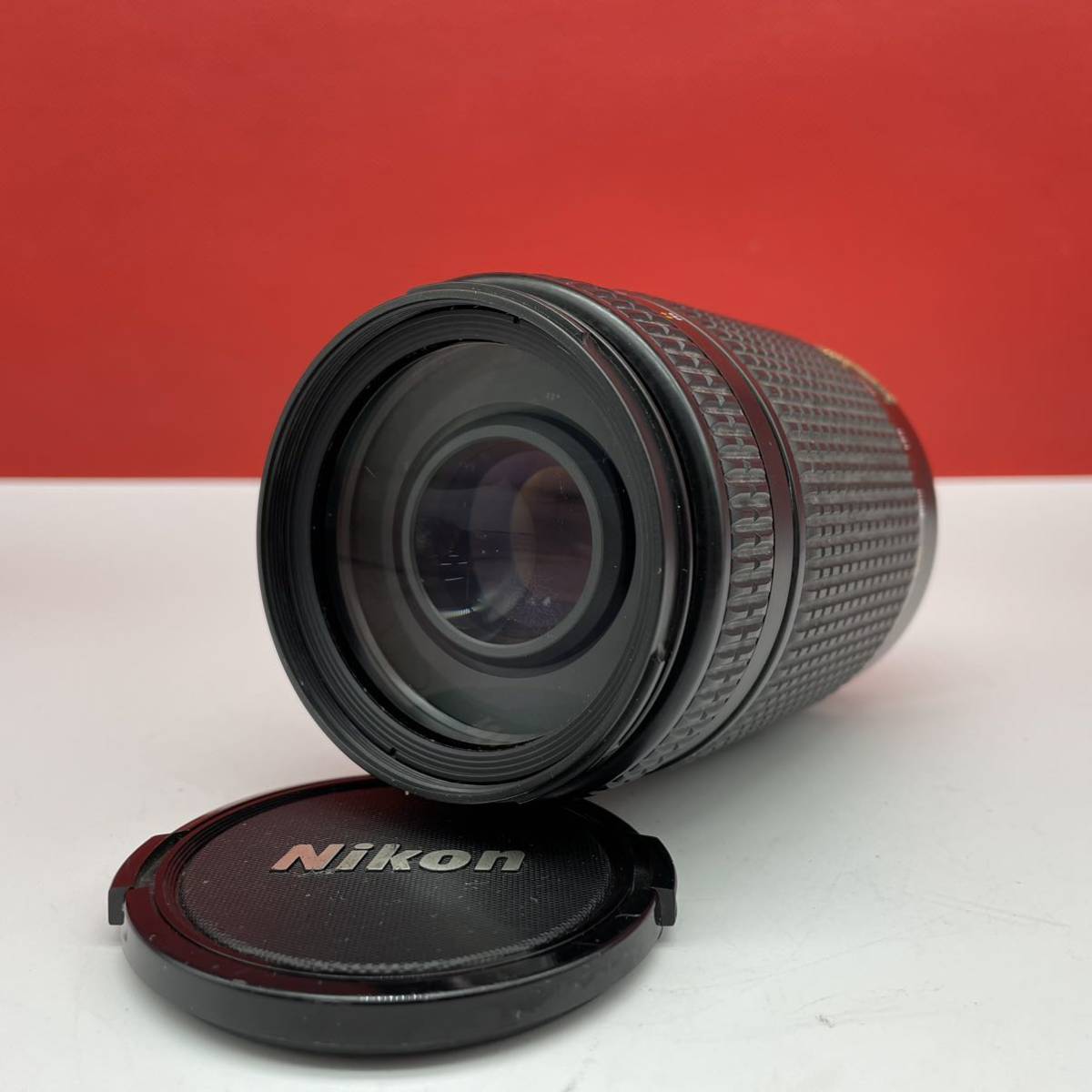 □A Nikon ED AF NIKKOR 70-300mm F4-5.6 D カメラレンズ AF動作確認済 ニコン_画像1