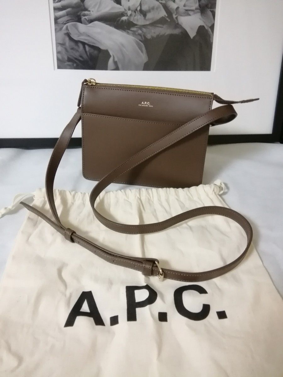 新品同様未使用 A P C SAC ELLA ミニ 20 ショルダーバッグ｜PayPayフリマ