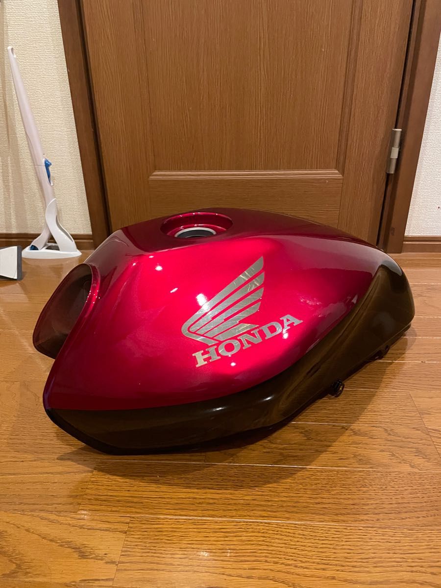 ホーネット250(MC31)純正外装セット(タンク フロント・リア ホーネット250(MC31)純正外装セット(タンク フロント・リア