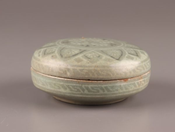 古美術 朝鮮古陶磁器 高麗青磁 白黒象嵌 香合 時代物 極上品 初だし品 C1583_画像5
