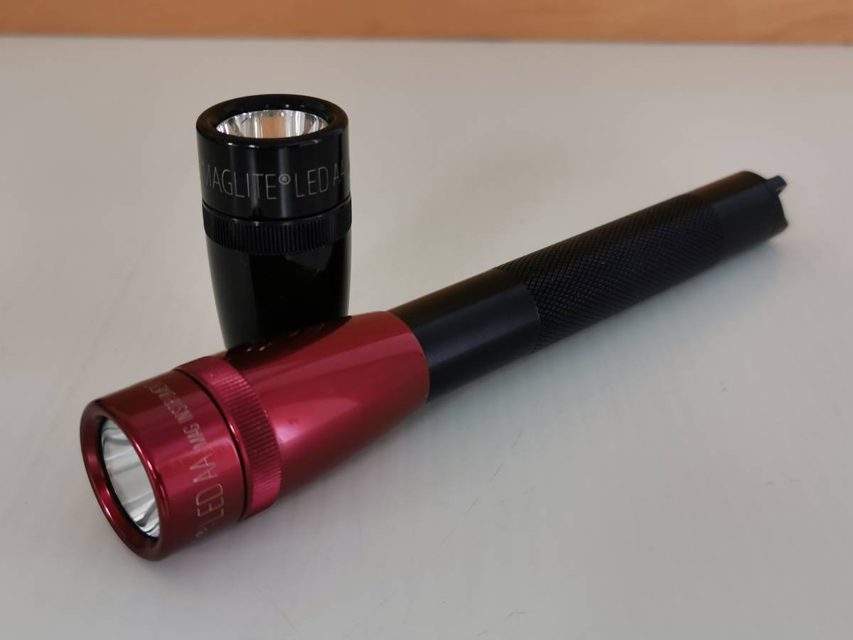 MAGLITE ミニマグライトLED 2AA ブラック＆レッドヘッドキャップ_画像6