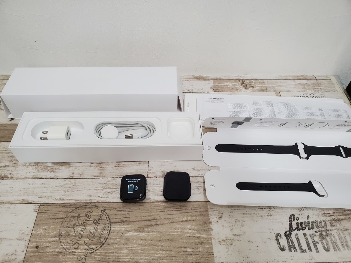 豪華 Apple スペースグレイ MTVU2J/A 44mm GPS+Cellular Series4 Watch