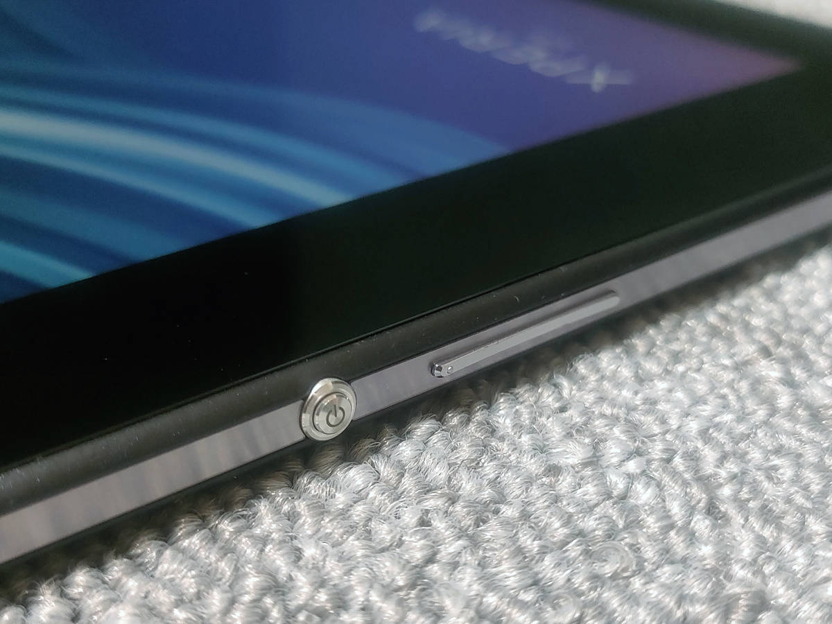 Android11 Xperia Z2 Tablet 美品 ダークモードOS CPU4コア メモリ3GB 10インチ SGP512 SONY 防塵防水 動作確認済 送料無料
