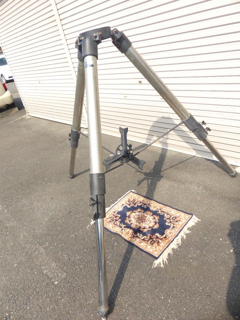 MEADE 14 -inch 16 -inch large two step metal tripod present condition goods 