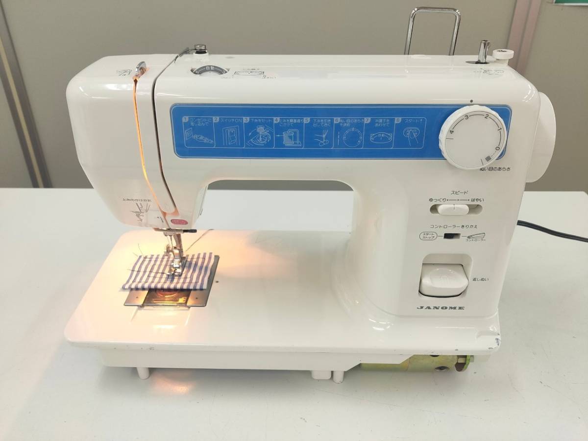 ★H　JANOME（ジャノメ）　【MODEL 390】　☆直線専用ミシン☆通電・試し縫い確認済み☆ジャンク品☆1円スタート_画像1