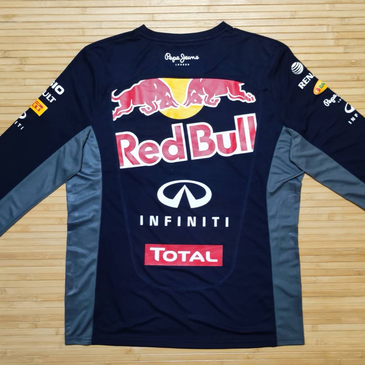 Pepe Jeans London×Red Bull ロングＴシャツ（XLサイズ）_画像2