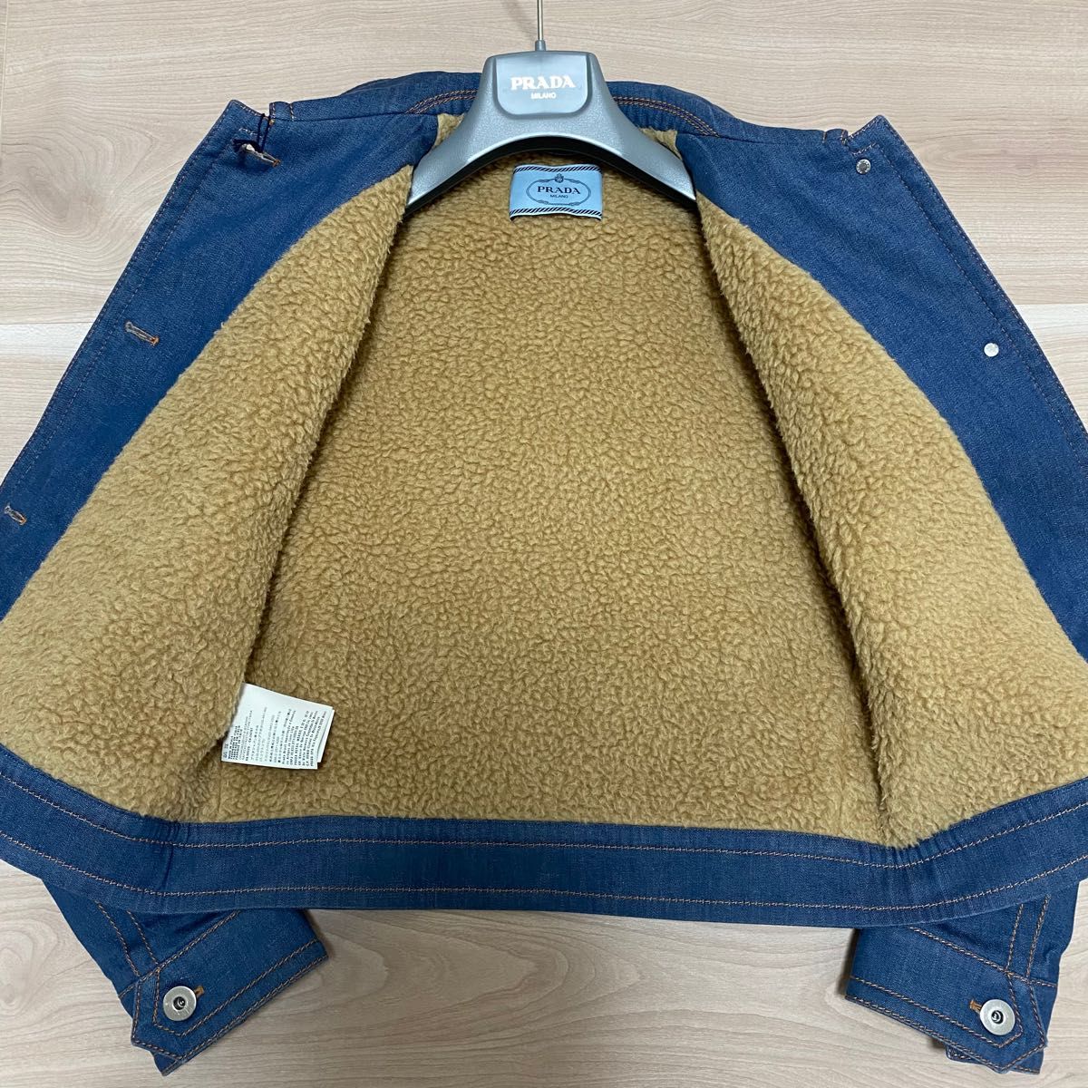 極美品】PRADA ブルゾン Gジャン デニムジャケット ボア|Yahoo 極美品】PRADA ブルゾン Gジャン デニムジャケット ボア|Yahoo