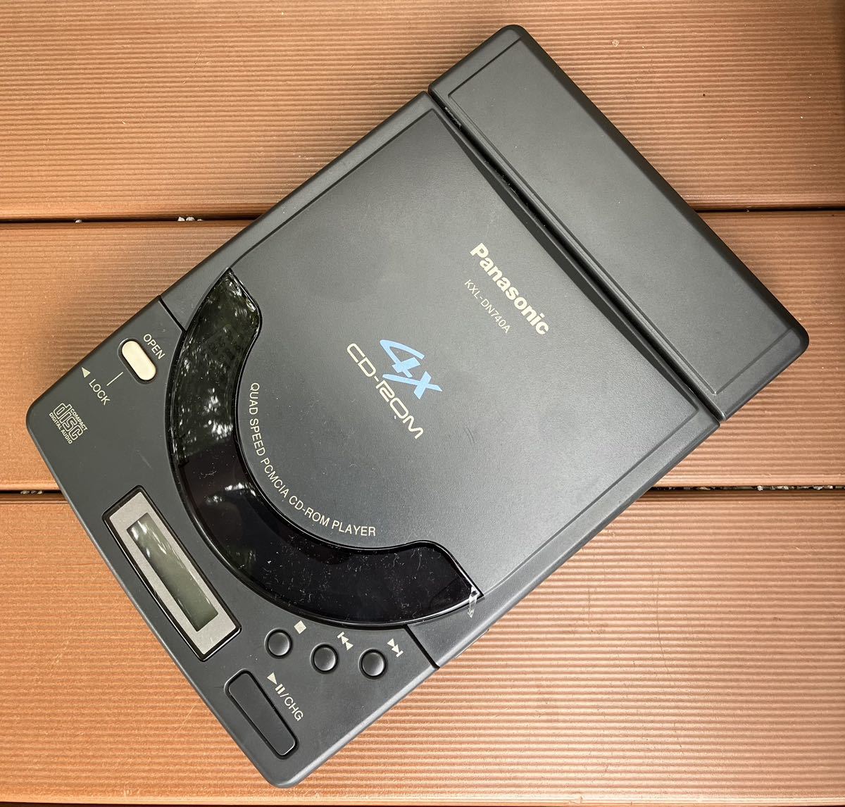 ヴィンテージ PC周辺機器　Panasonic CD-ROMドライブ　KXL-DN740A ジャンク品　送料無料_画像1