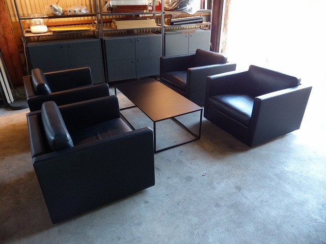 Knoll/ノル|フィスター アームチェア4脚セット レザー 1Pソファ|総額400万※テーブル別売り|応接・社長・役員室・ラウンジ