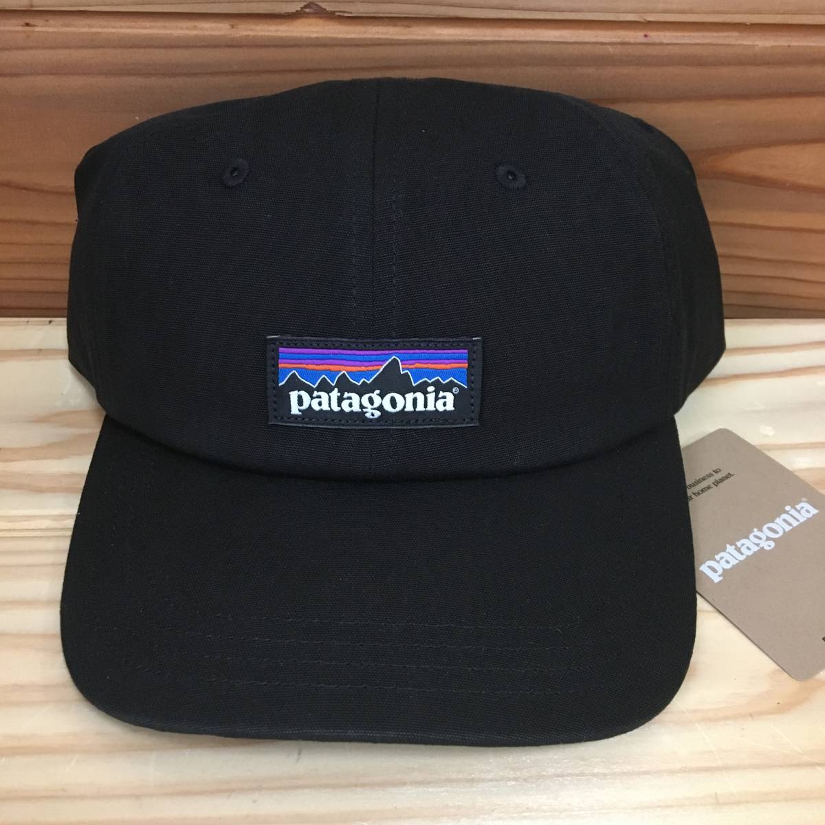 新品 patagonia パタゴニア P-6 ラベル トラッド キャップ ブラック cap hat 帽子 キャンプ アウトドア ベースボールキャップ_画像1