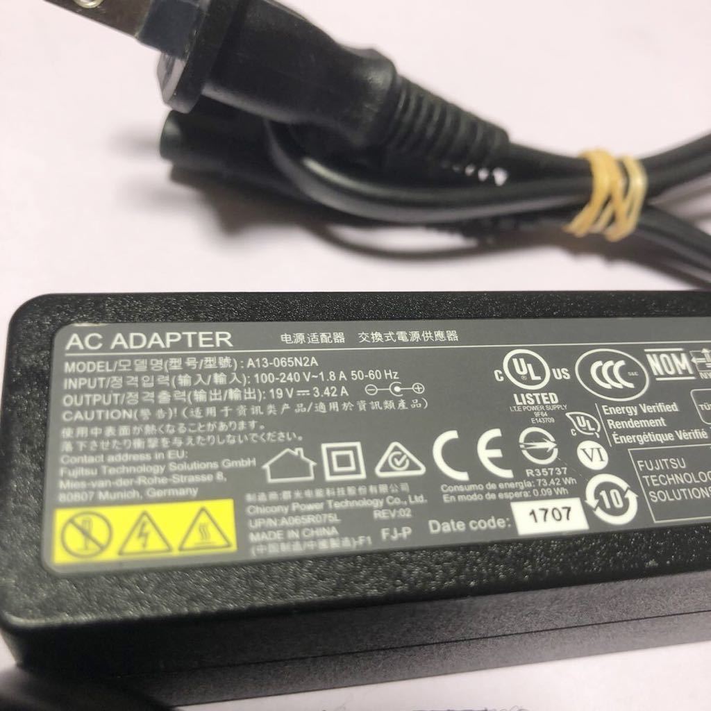 中古純正 FUJITSU AC アダプタ FMV-AC341C 19V~3.42A WD1/C1 WD2/C1 FH90/B3 WF2/B3 FUTRO MS936 S936/M S936/P FMVU28011対応 動作品_画像2