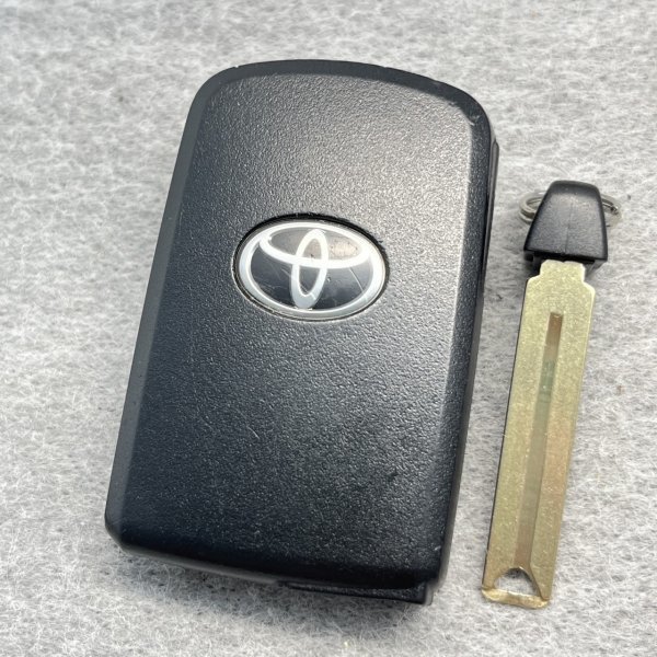 { оплачивается отдельно ключ cut возможно } первый период . settled Prius α Auris Toyota "умный" ключ 2 кнопка запасной ключ 001 YUA 1118 14FAA-02
