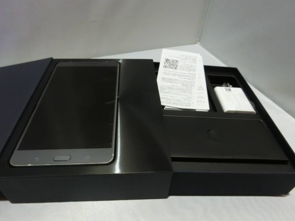 SIMフリー ASUS ZenFone 3 Ultra　32GB　4GBメモリ　ジャンク品