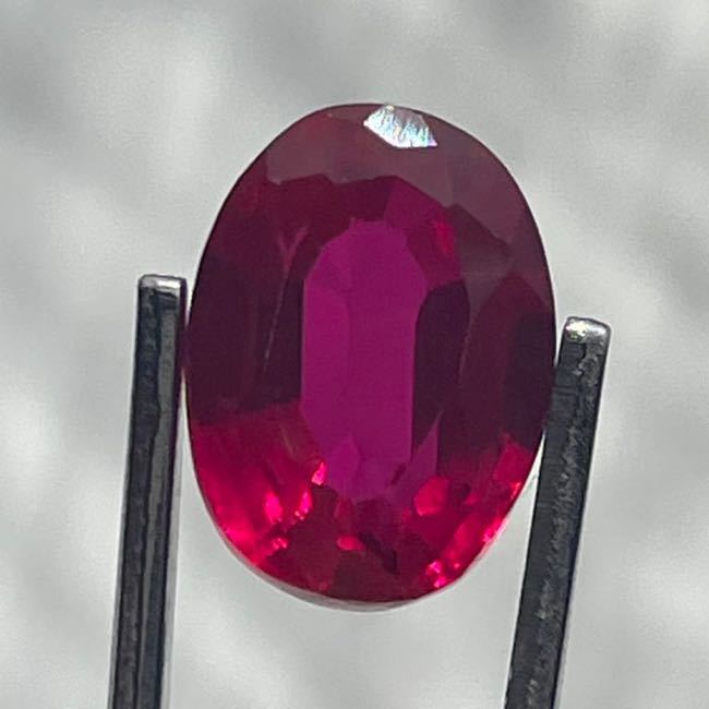 売れ筋がひ新作! 【□4.00Ct□】 モザンビーク産 天然ルビー ルース