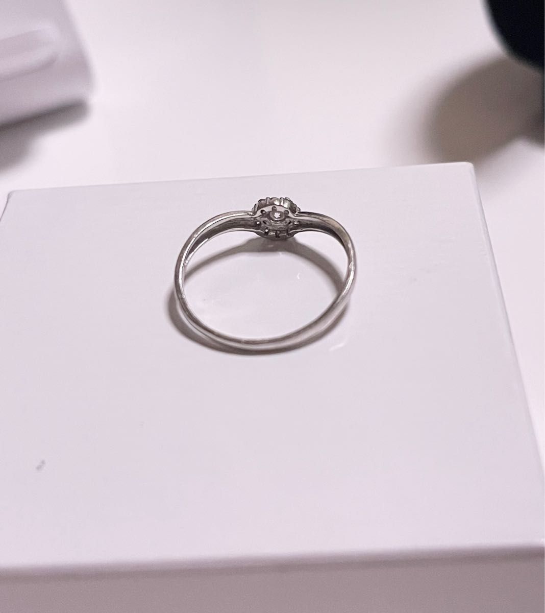 Pt900 ウェーブデザイン　ダイヤモンドリング　0.2ct 13号　プラチナ　ジュエリー　指輪