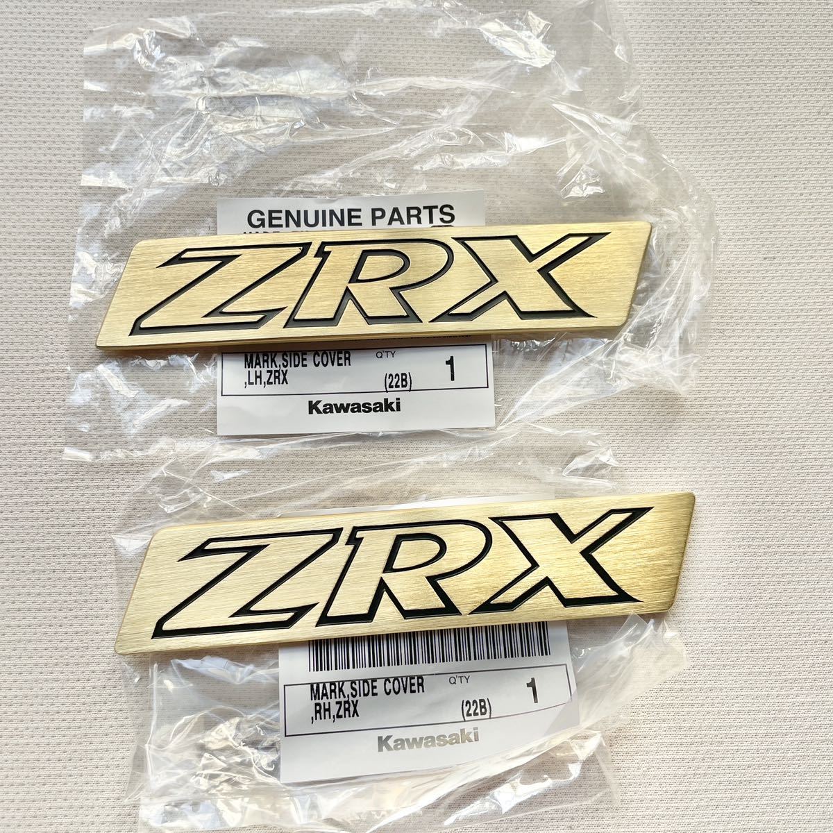 カワサキ 純正 新品 ZRX400 サイドカバー エンブレム シルバー zrx