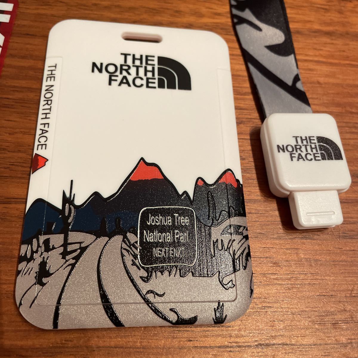 THE NORTH FACE カードケース　社員証入り　ザ　ノースフェイス　イベントグッズ_画像9